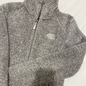 The north face zip up fleece